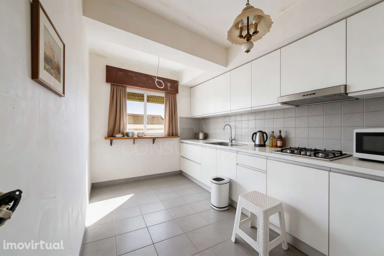 Apartamento T2 Renovado em Peniche – Oportunidade de Investimento! - Grande imagem: 5/22