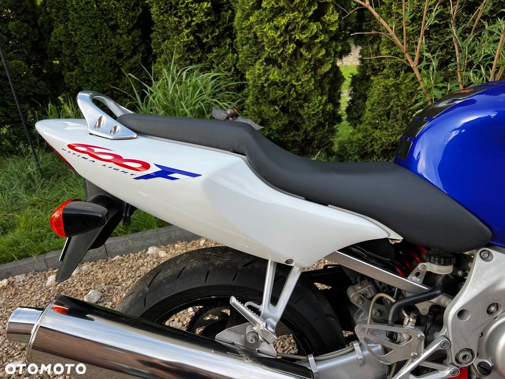 Honda CBR - 8
