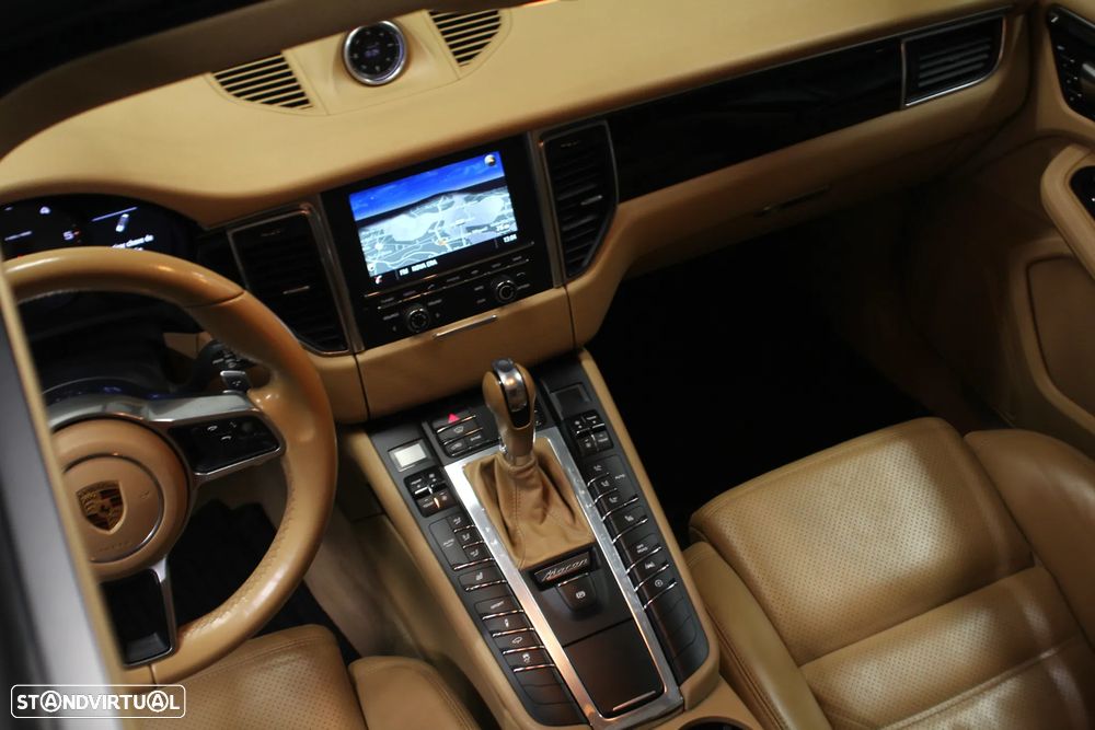 Porsche Macan S - 27