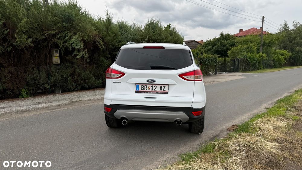 Ford Kuga - 4