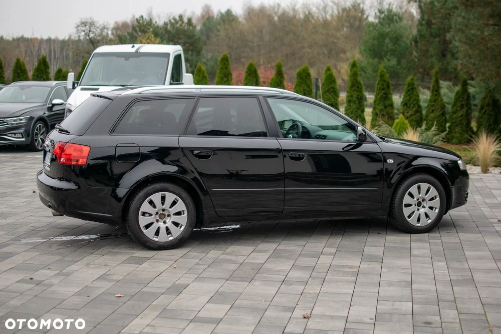 Audi A4 Avant - 16