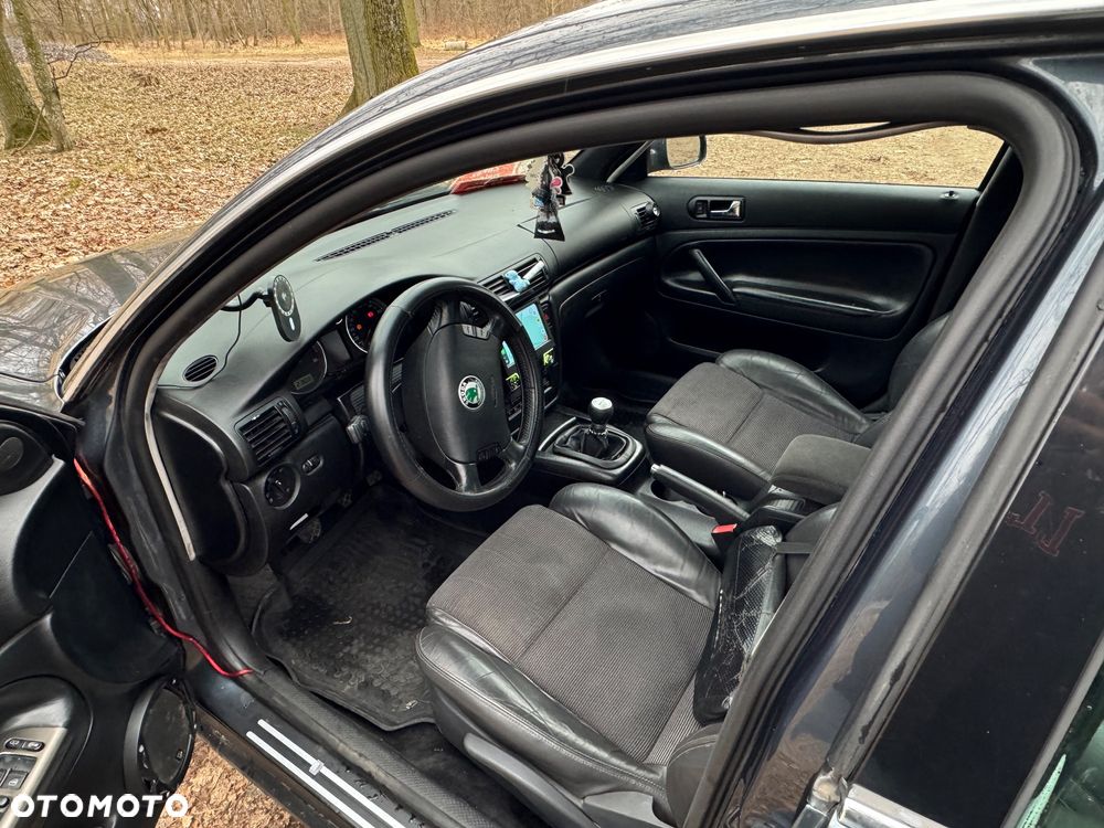 Volkswagen Passat 1.9 TDI Comfortline - 5