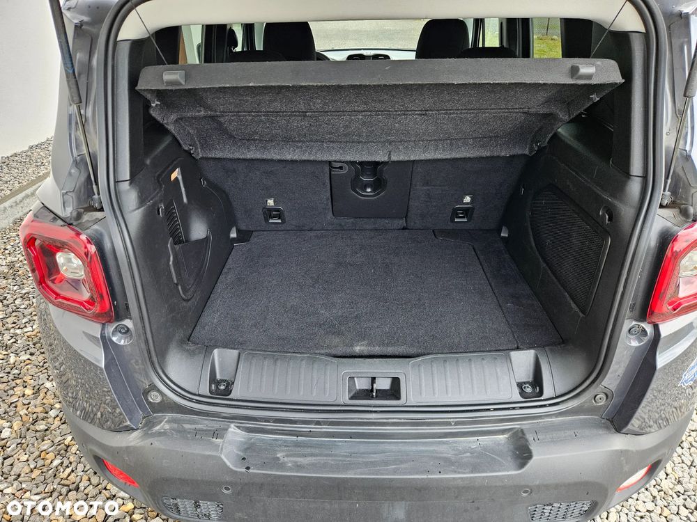 Jeep Renegade - 23