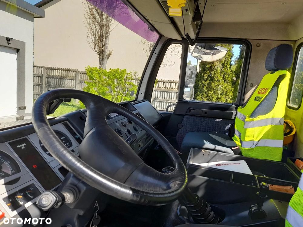 MAN L2000 - 9