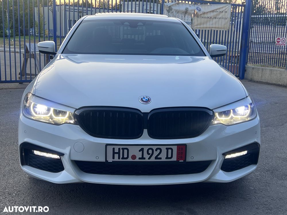 BMW Seria 5 530d xDrive - 37