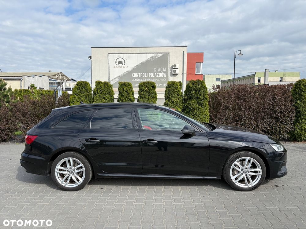 Audi A4 Avant 40 TDI Sport S tronic - 1