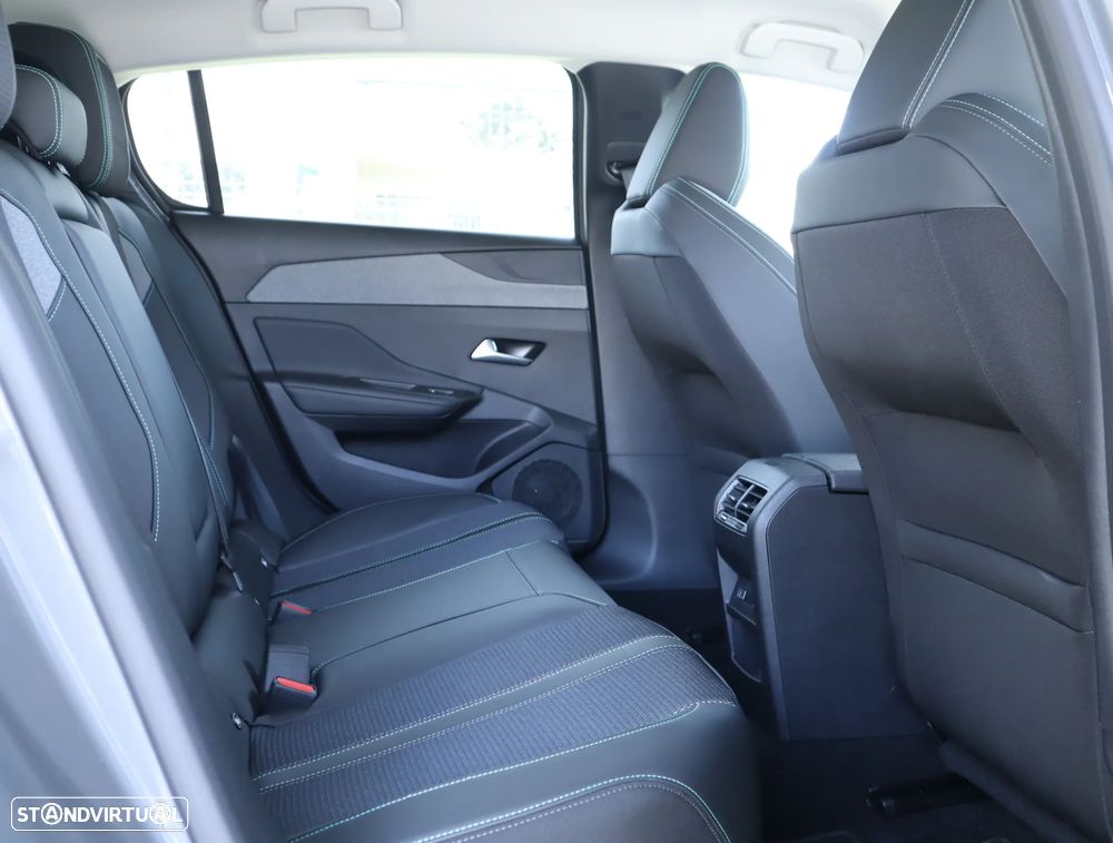 Peugeot e-308 156 Allure - 22