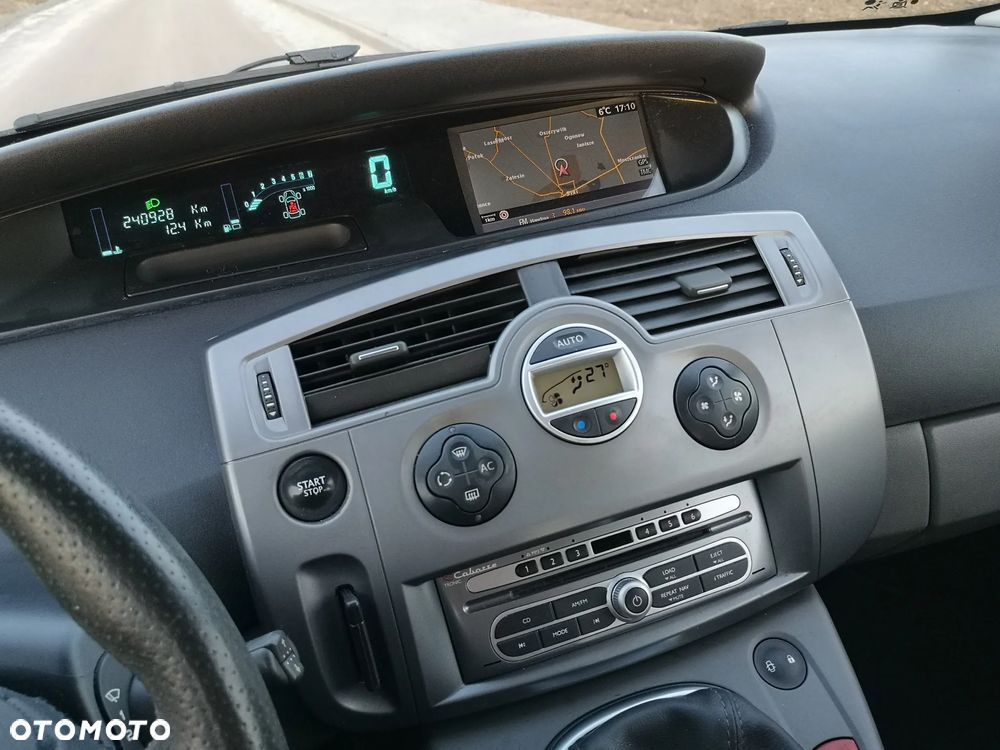 Renault Grand Scenic 2.0 16V Luxe Privilege - 29