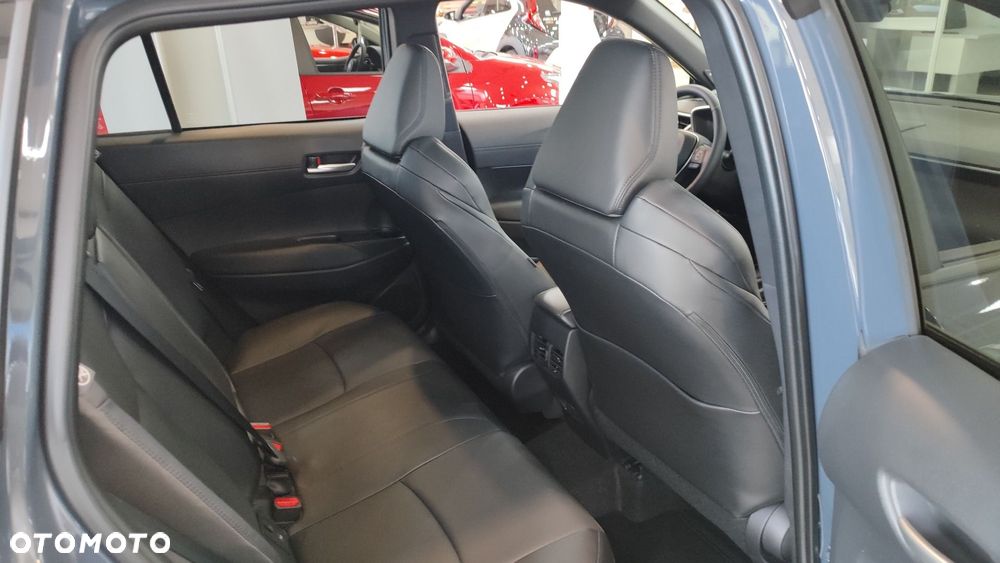 Toyota Corolla Cross - 11