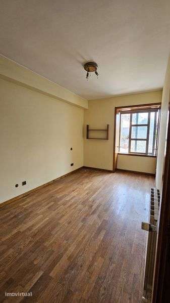 Alugo T3 Zona Antas PORTO - Grande imagem: 5/11