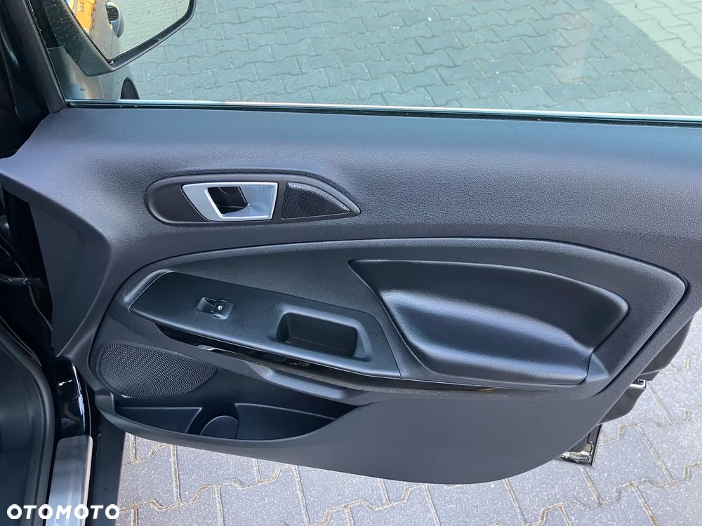 Ford EcoSport 1.0 EcoBoost TITANIUM X - 39