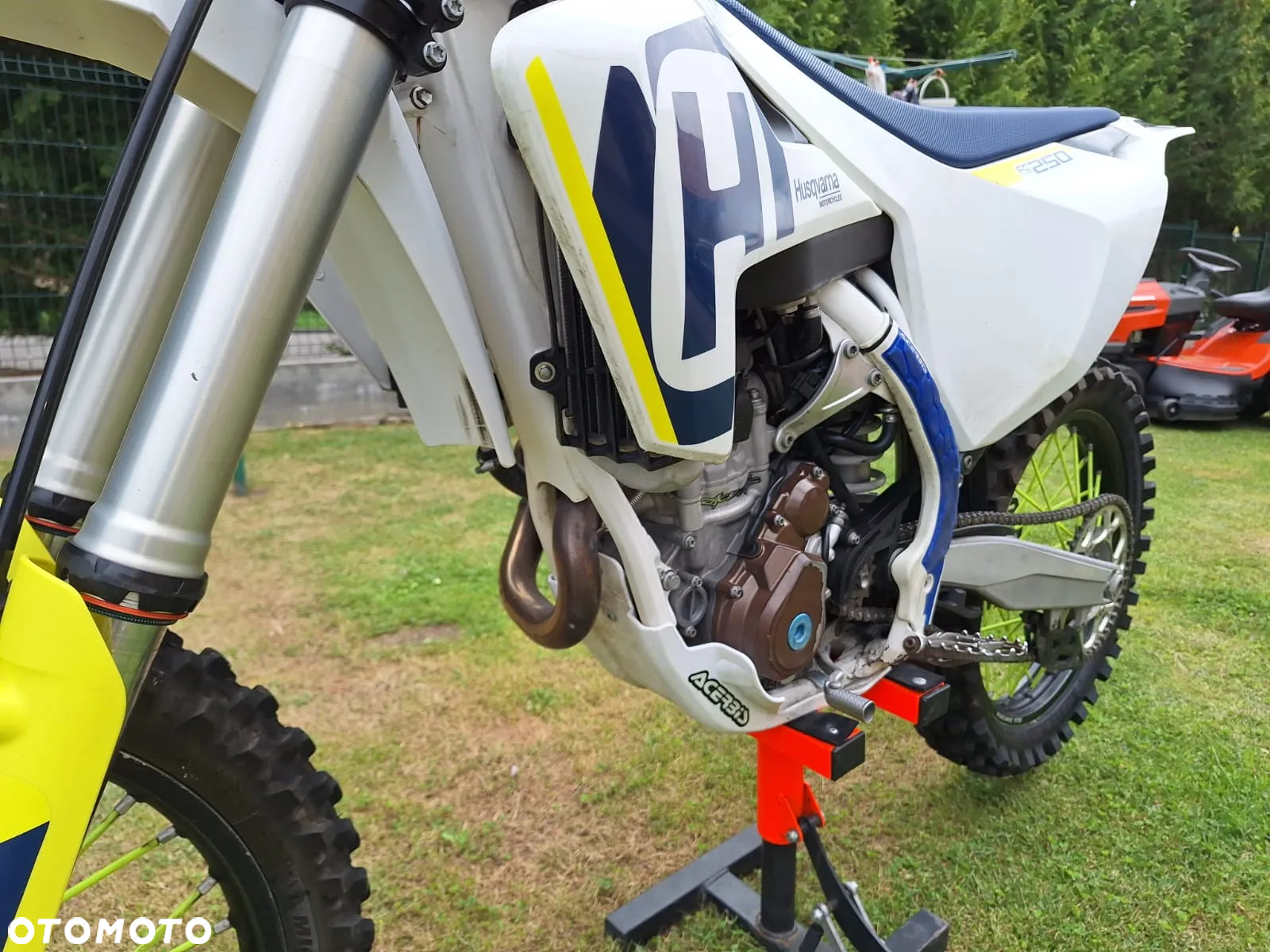 Husqvarna FC - 6