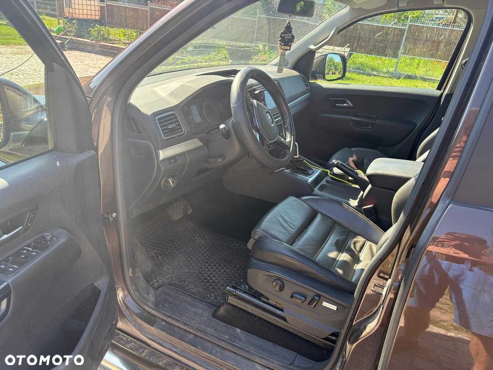 Volkswagen Amarok - 8