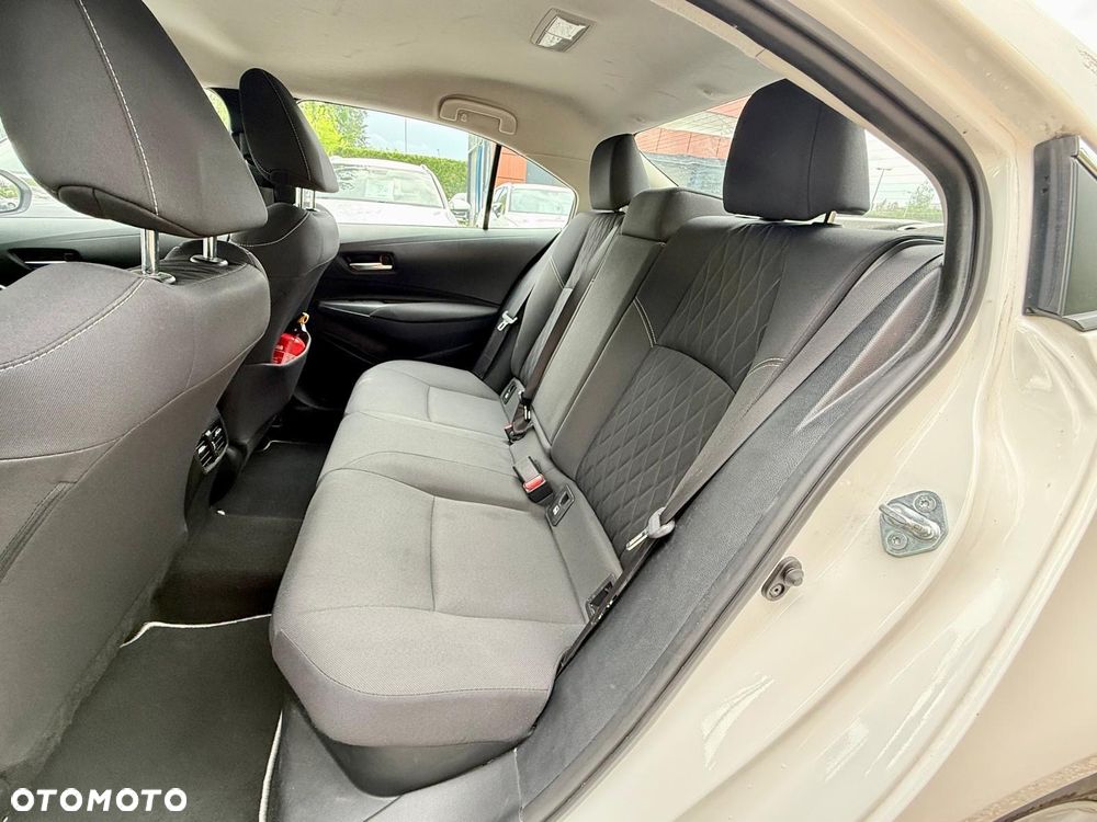 Toyota Corolla 1.8 Hybrid Comfort - 31