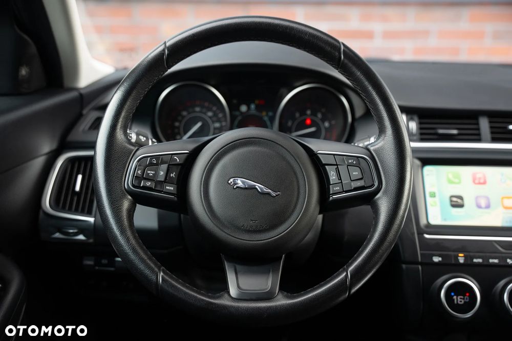 Jaguar E-Pace - 29