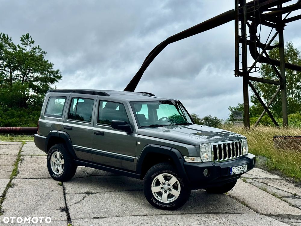 Jeep Commander 3.0 CRD Laredo - 22