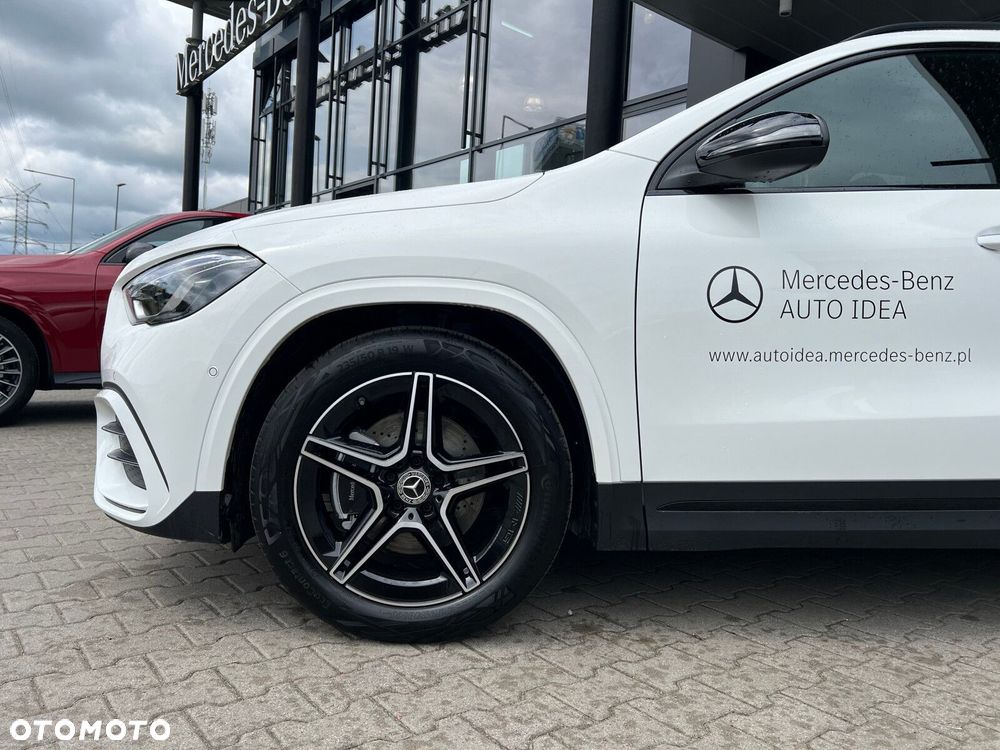 Mercedes-Benz GLA - 7