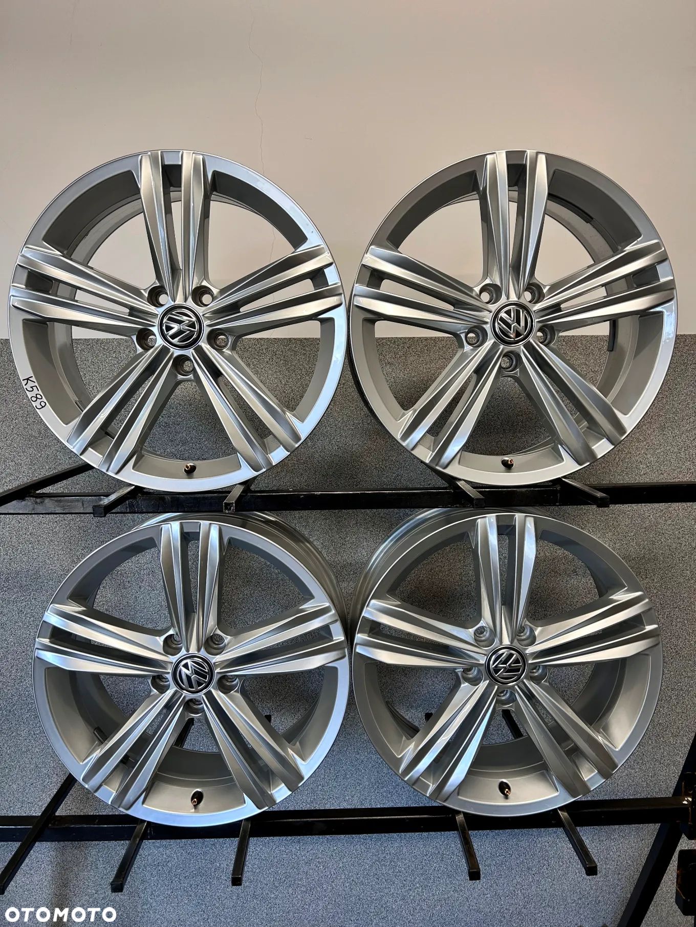 4 FELGI ALU. VW TIGUAN,PASSAT,,CC,T-ROC 18'' 7J ET43 VW: SNA 601025 M - 1