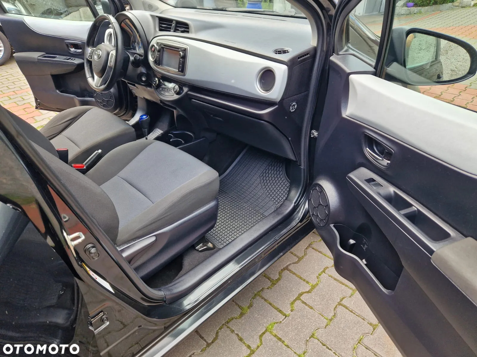 Toyota Yaris Hybrid 1.5 VVT-i Comfort - 15