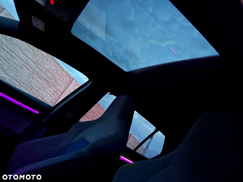 Volkswagen Golf - 18