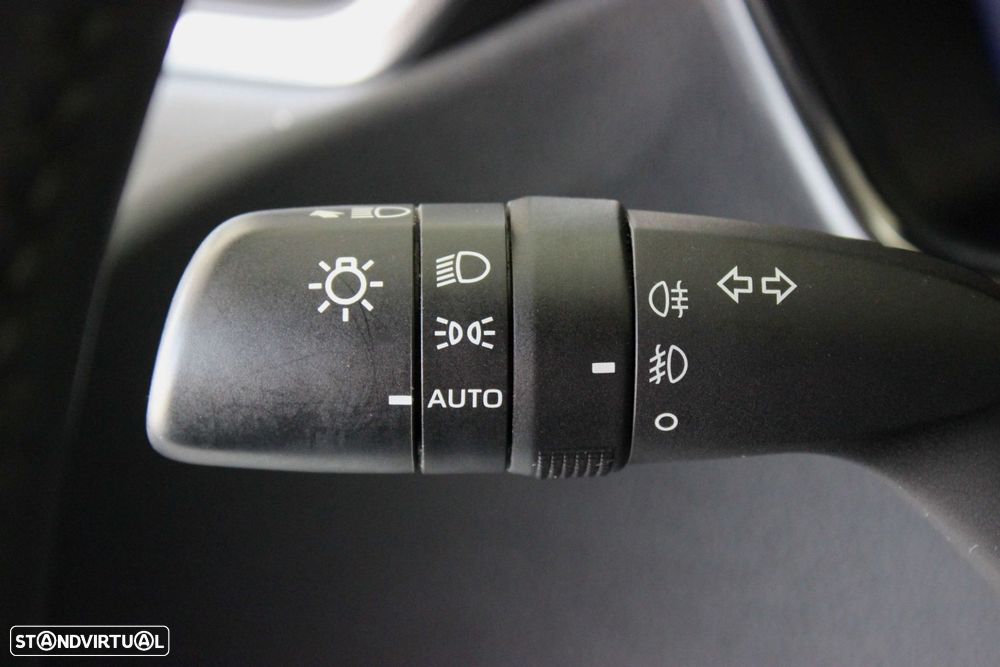 Toyota Corolla 1.8 Hybrid Comfort+P.Sport - 18