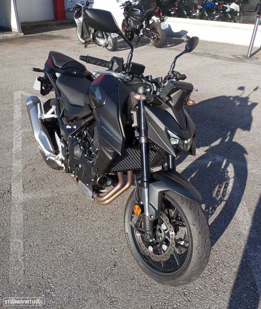 Honda CB 750 HORNET - 7