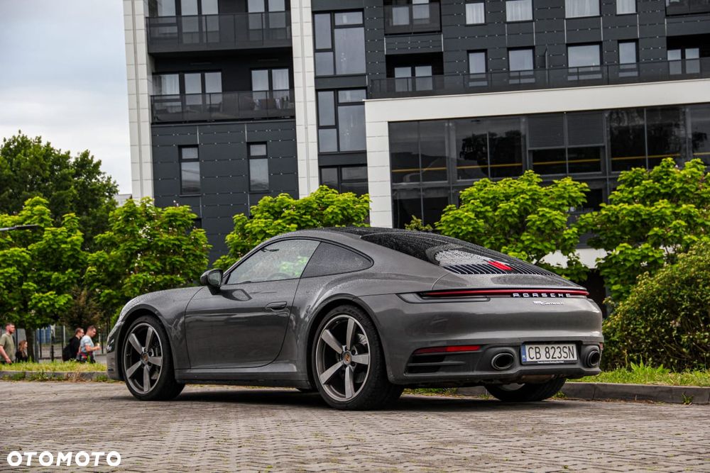 Porsche 911 Carrera 4 PDK - 29