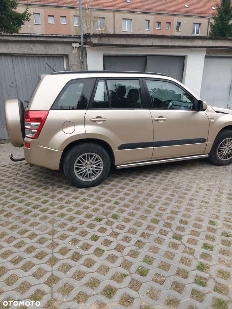 Suzuki Grand Vitara 1.9 DDiS - 2