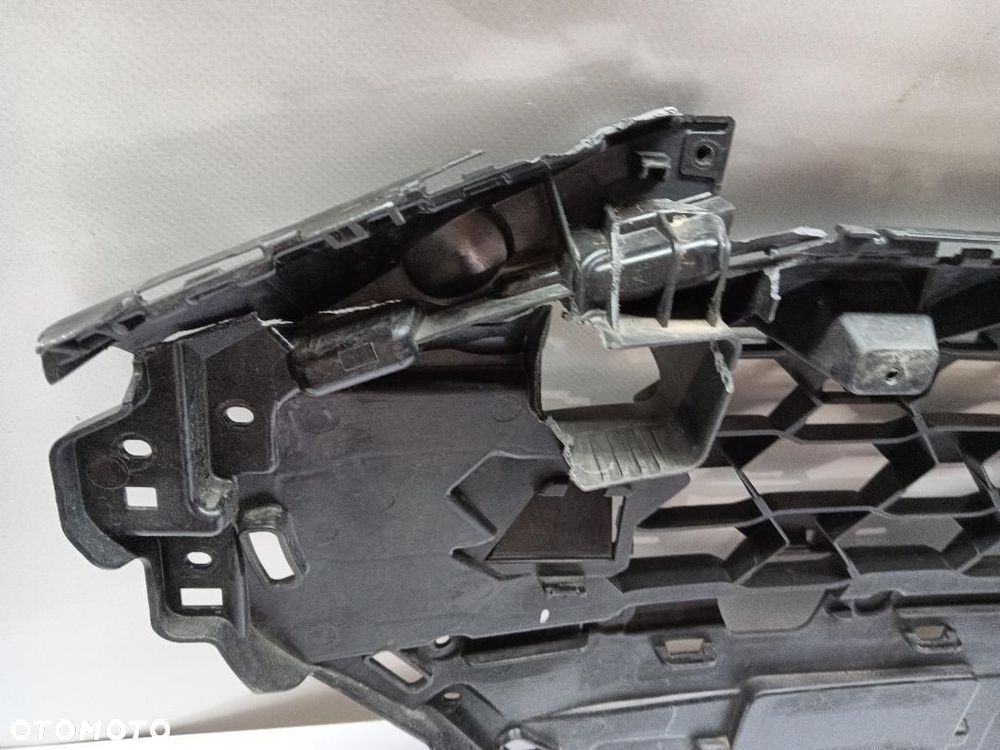 WZMOCNIENIE GRILLA ATRAPA AUDI E-TRON 4KE807233 - 9