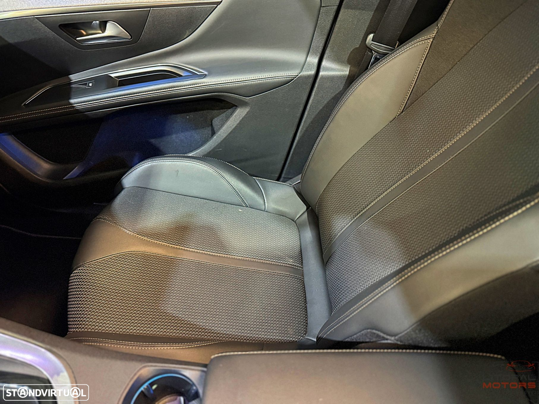 Peugeot 5008 1.2 PureTech GT Pack EAT8 - 20