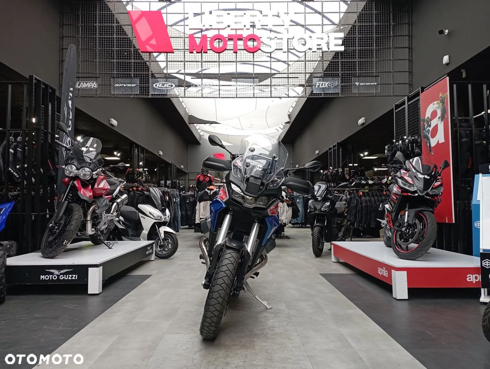 Moto Guzzi Stelvio - 8