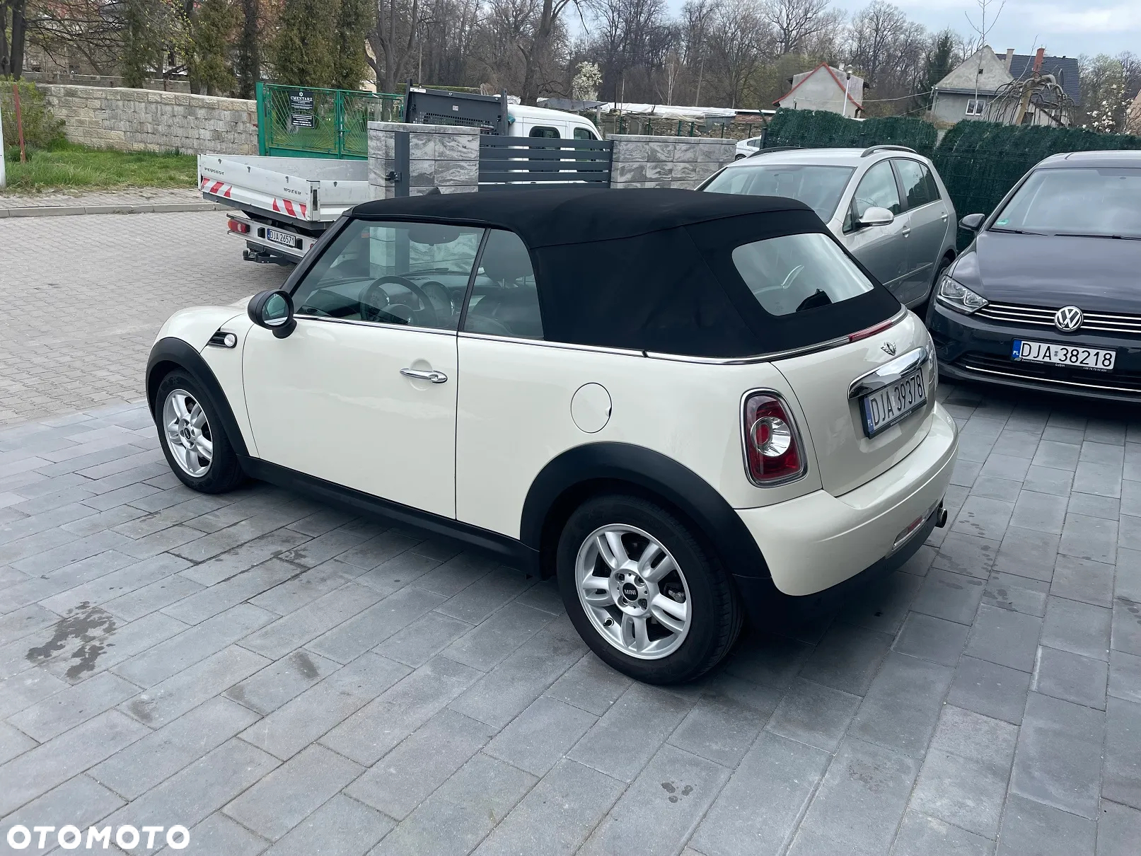 MINI ONE Cabrio - 5