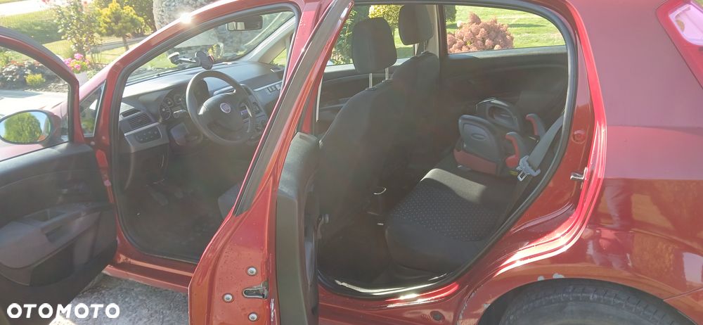 Fiat Punto 1.4 16V Dynamic - 17