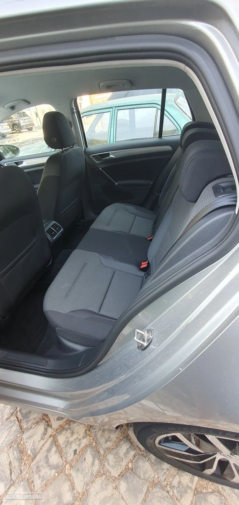 Volkswagen Golf 1.6 TDi GPS Edition DSG — fotografia 3