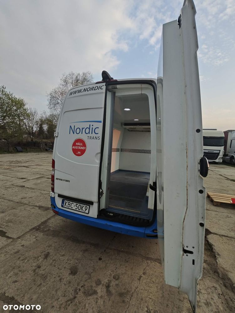 Mercedes-Benz SPRINTER 316 - 8