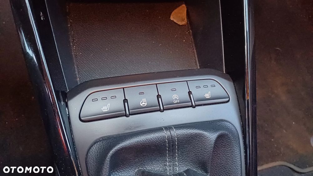 Kia Stonic 1.0 T-GDI 120 Spirit - 23