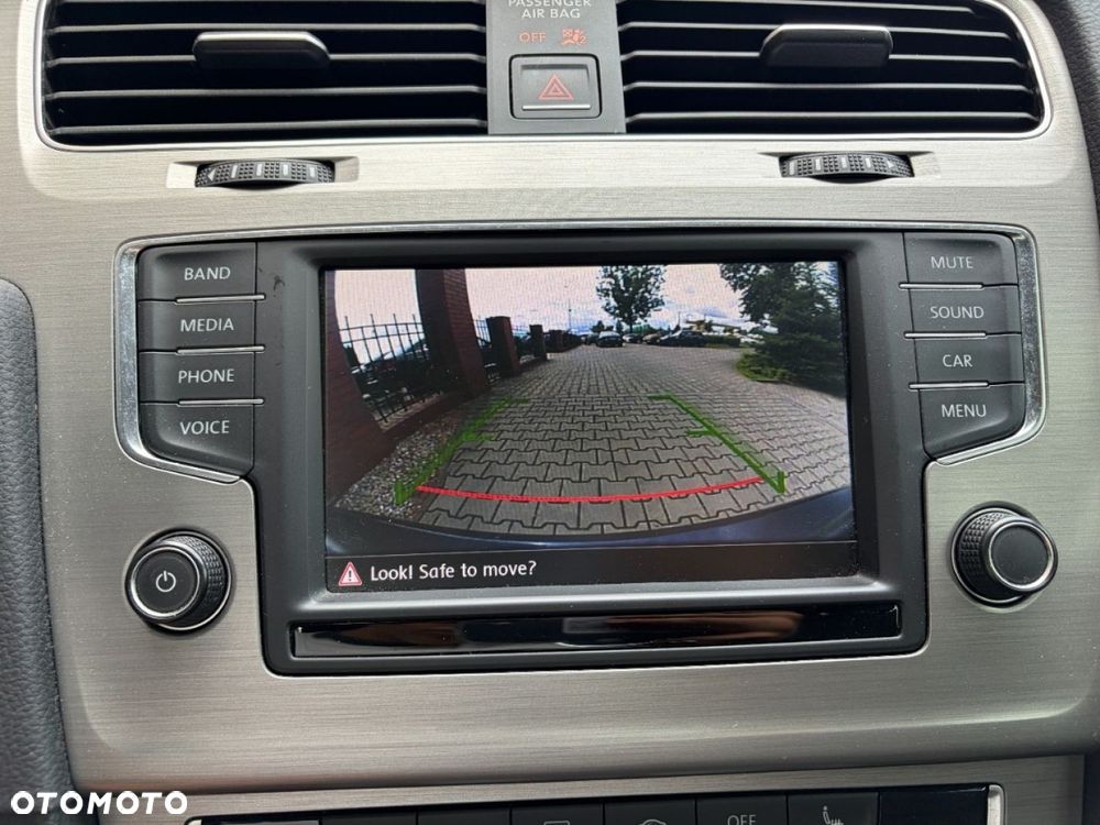 Volkswagen Golf - 12