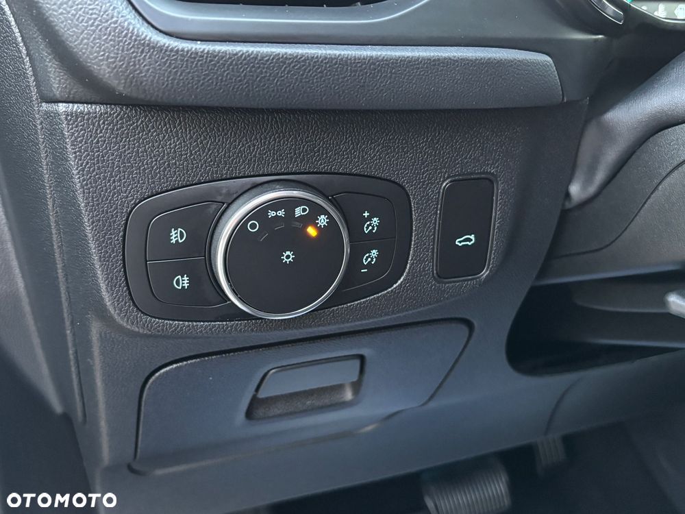 Ford Focus 2.0 EcoBlue Titanium - 19