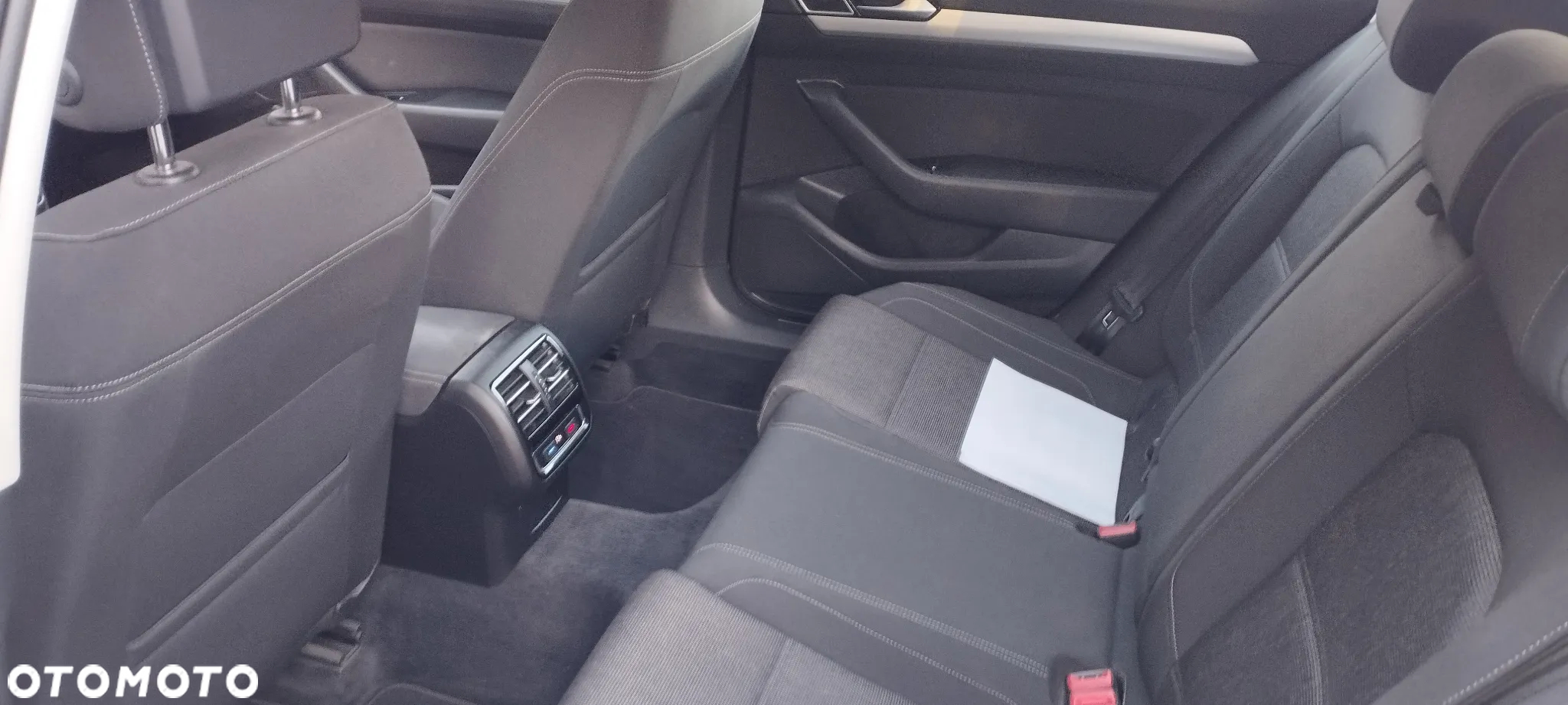 Volkswagen Passat - 7