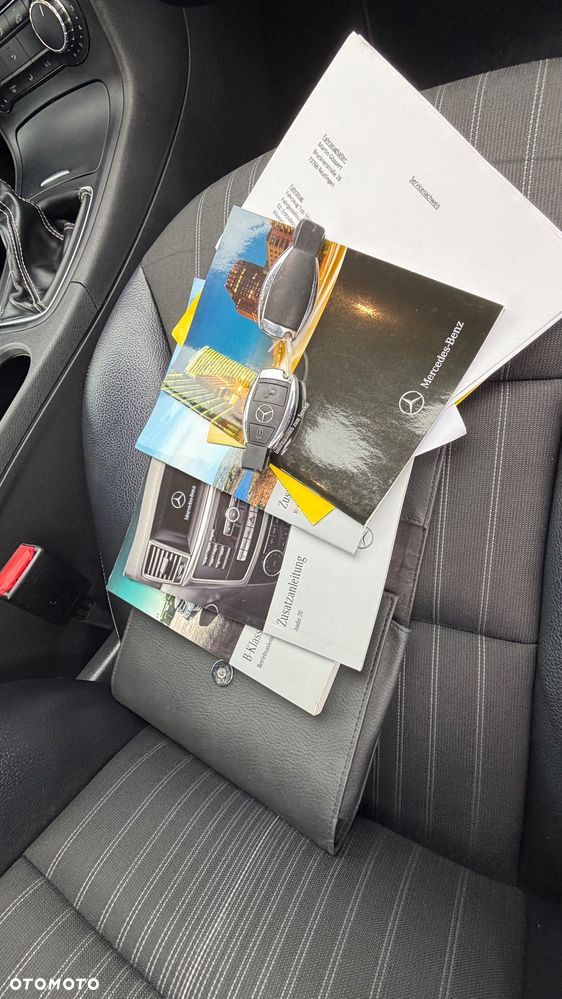 Mercedes-Benz Klasa B 180 (BlueEFFICIENCY) - 14