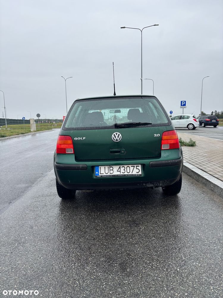 Volkswagen Golf 2.0 Basis - 4