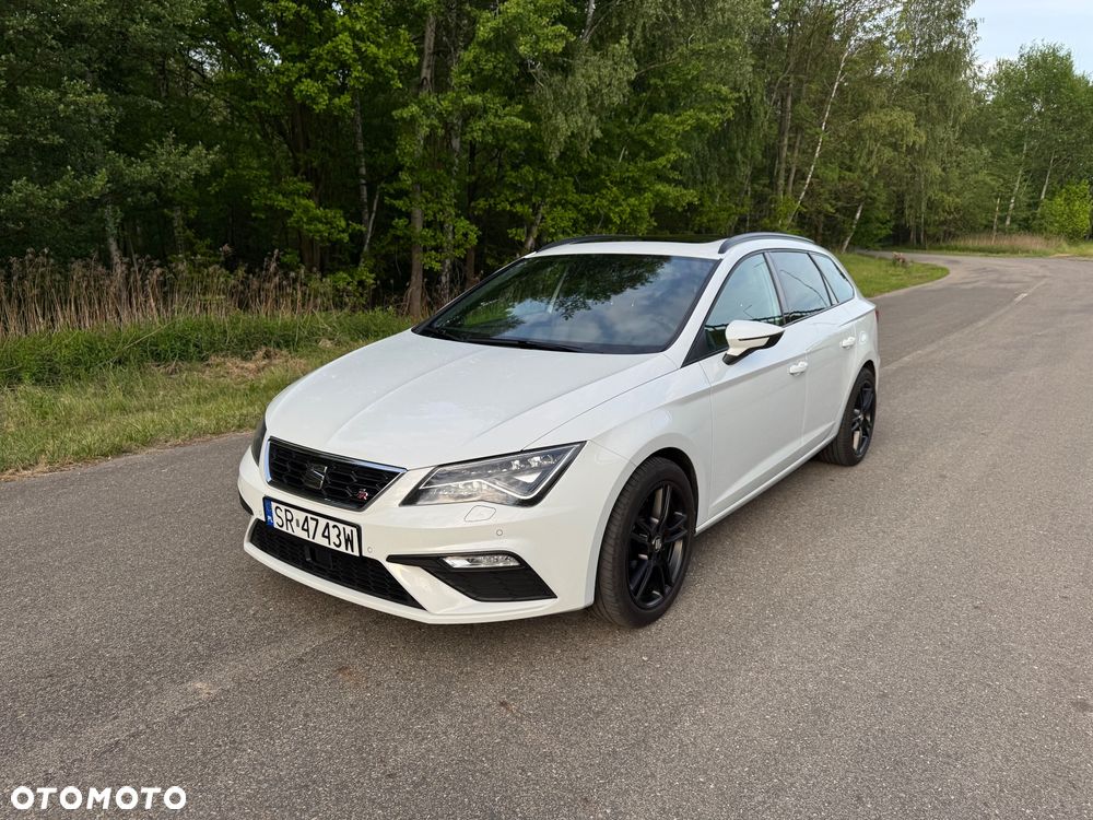 Seat Leon 2.0 TDI FR Black S&S - 1