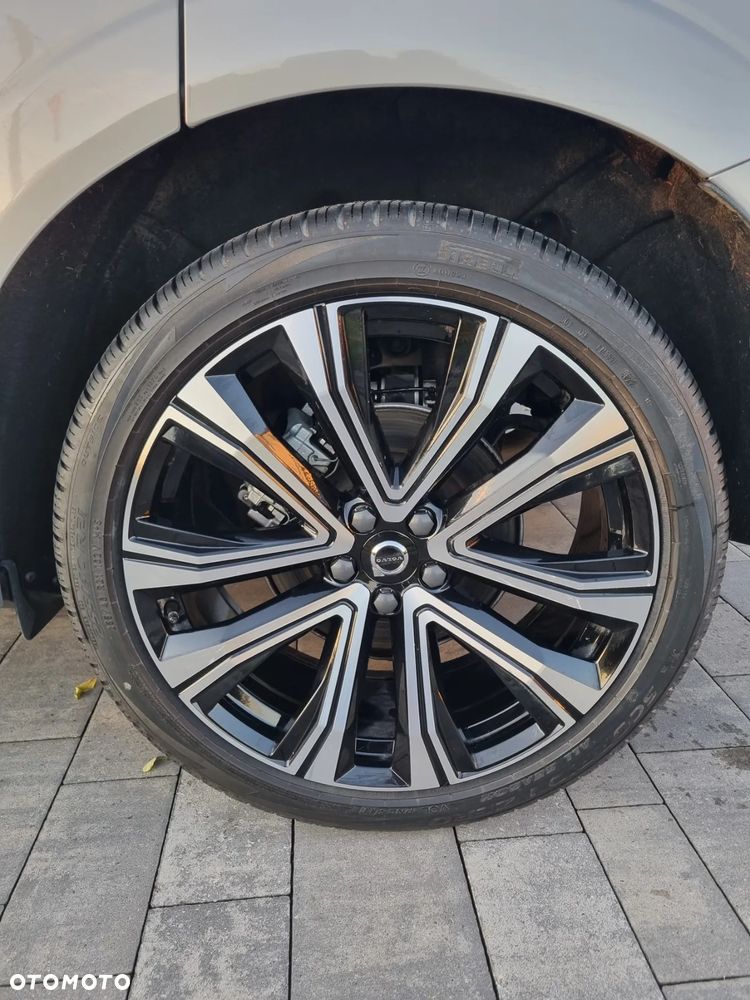 Volvo XC 60 B5 B AWD Ultimate Bright - 8