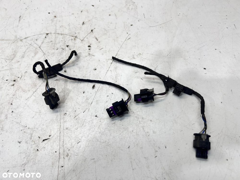 WTYCZKA CZUJNIKA PARKOWANIA PDC AUDI 4F0973703 - 1