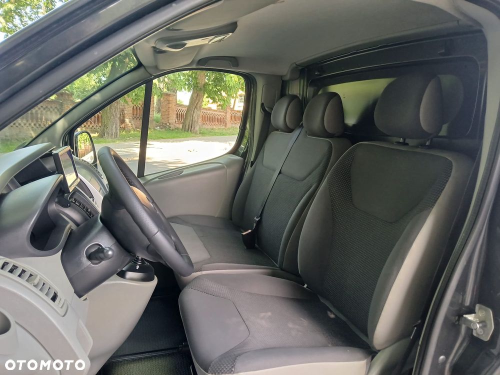 Opel VIVARO - 15