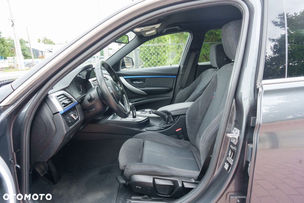 BMW Seria 3 320i Edition M Sport Shadow - 9