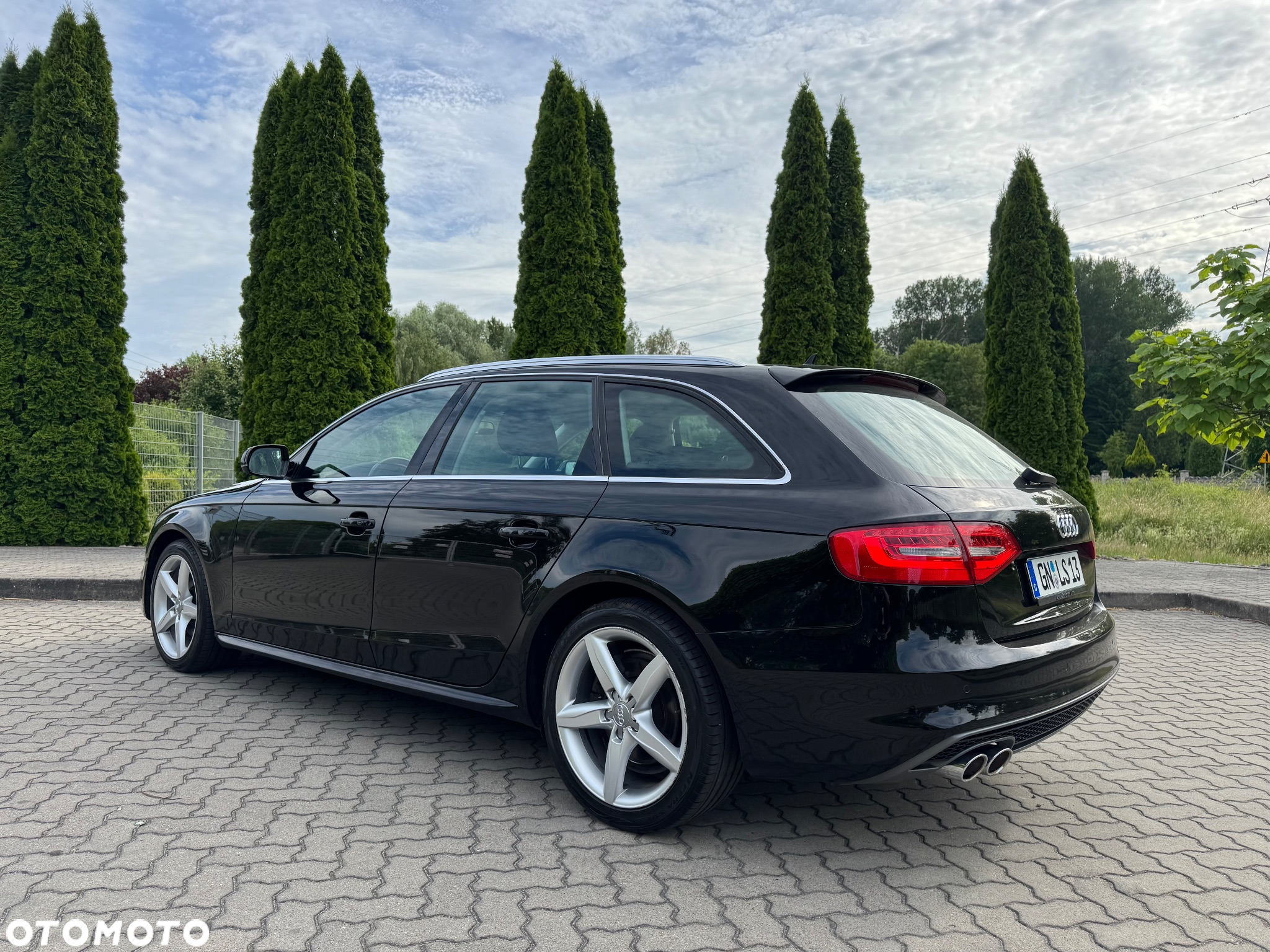 Audi A4 Avant 2.0 TDI DPF clean diesel S line Sportpaket - 27