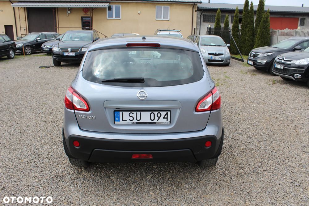 Nissan Qashqai - 10