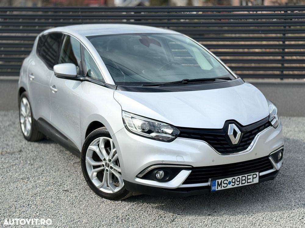 Renault Scenic - 3