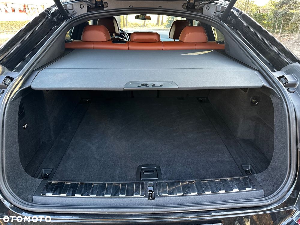 BMW X6 - 19